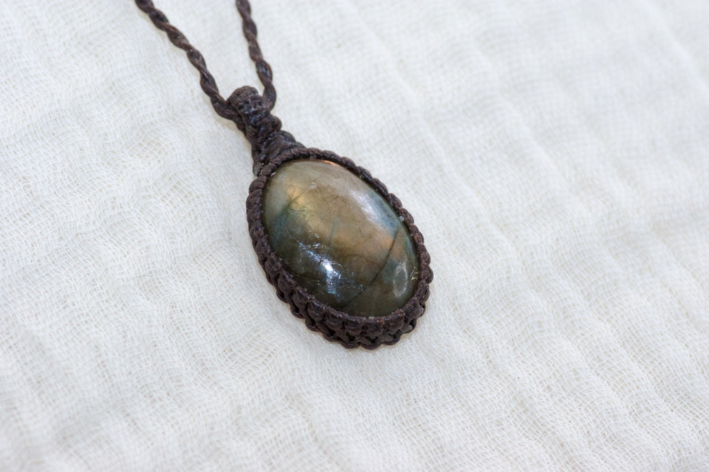 Labradorite Necklace - garden quartz, healing stones, jewelry, necklace, soothing, spiritual connection - Wander Emporium