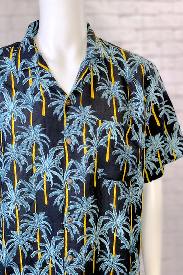 Hawaiian Button-ups | 2XL, 3XL - button up, floral, Hawaii, Hawaiian, Hawaiian vibes, short sleeves, Tropical - Wander Emporium