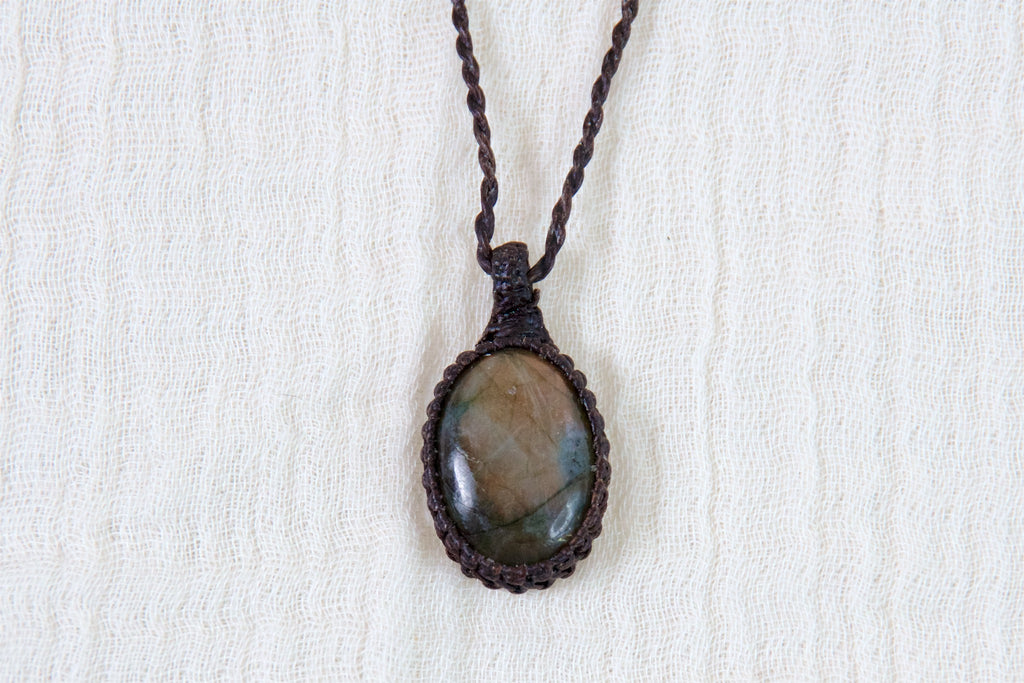 Labradorite Necklace - garden quartz, healing stones, jewelry, necklace, soothing, spiritual connection - Wander Emporium