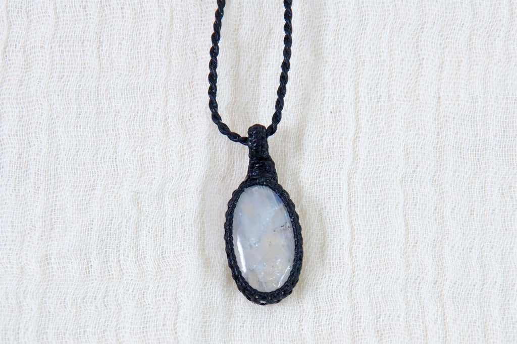 Mooonstone Necklace - calming, healing stones, intuition, jewelry, moonstone, necklace, soothing, spiritual connection - Wander Emporium