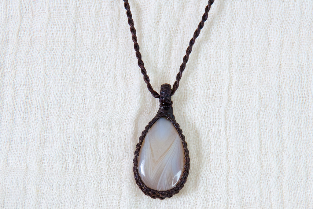 Banded Agate Necklace - agate, crazy lace, ease anxiety, grounding, healing stones, inner peace, jewelry, necklace, obsidian, protection, soothing, spiritual connection - Wander Emporium