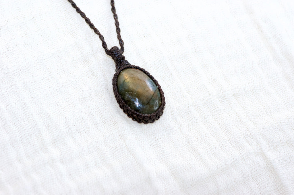Labradorite Necklace - garden quartz, healing stones, jewelry, necklace, soothing, spiritual connection - Wander Emporium