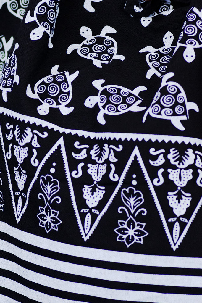 Shoulder Bag | Turtles - baby, bag, beach bag, black, black and white, blue, book bag, day bag, elephant, green, gymsack, hobo bag, red, shoulder, sling bag, tote bag - Wander Emporium